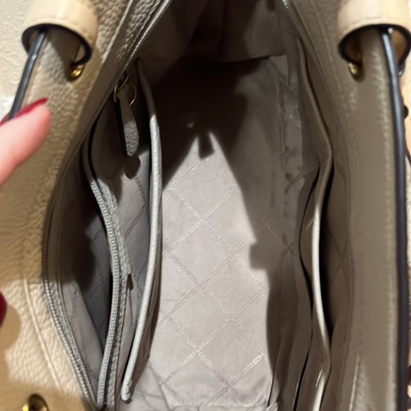 Michael Kors Purse - Picture 3 of 9